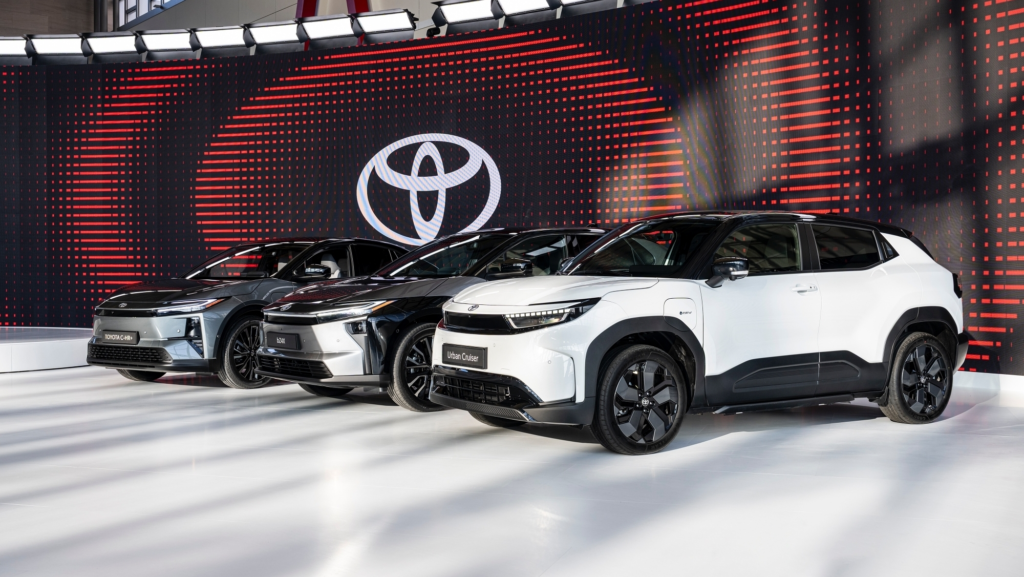 Es posible que Toyota no venda 1,5 millones de coches eléctricos en 2026, pero se quedará cerca