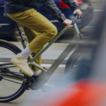 Las 4 bicicletas eléctricas urbanas con cambio automático que marcan la diferencia