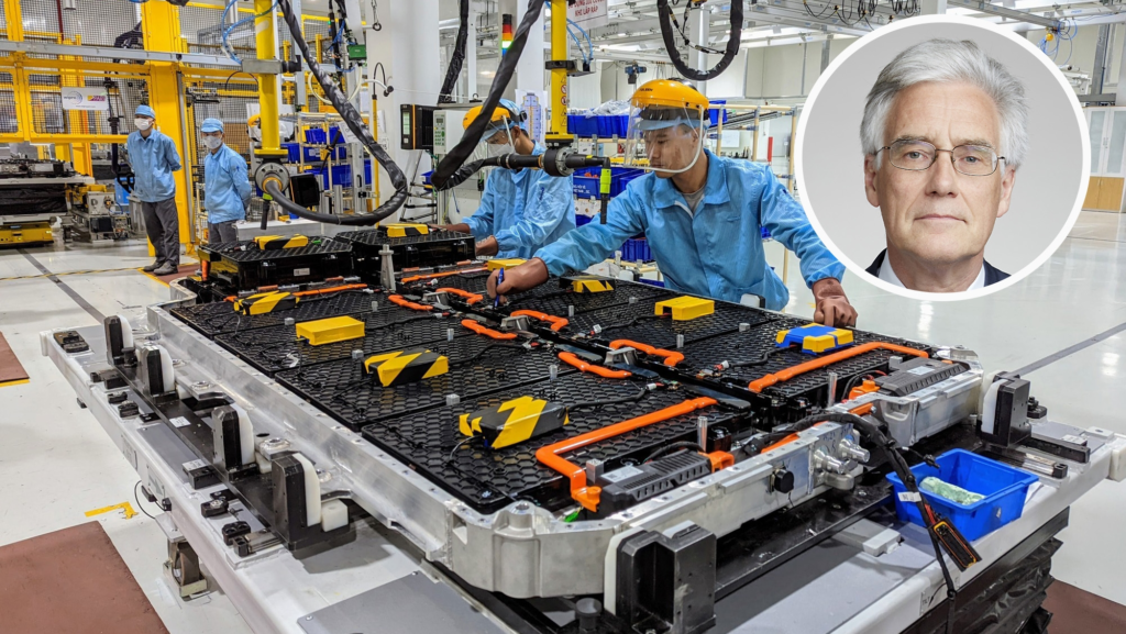 Adair Turner, experto en economía, tiene claras las razones por las que España no destaca en fabricación de coches eléctricos y baterías