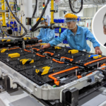 Adair Turner, experto en economía, tiene claras las razones por las que España no destaca en fabricación de coches eléctricos y baterías