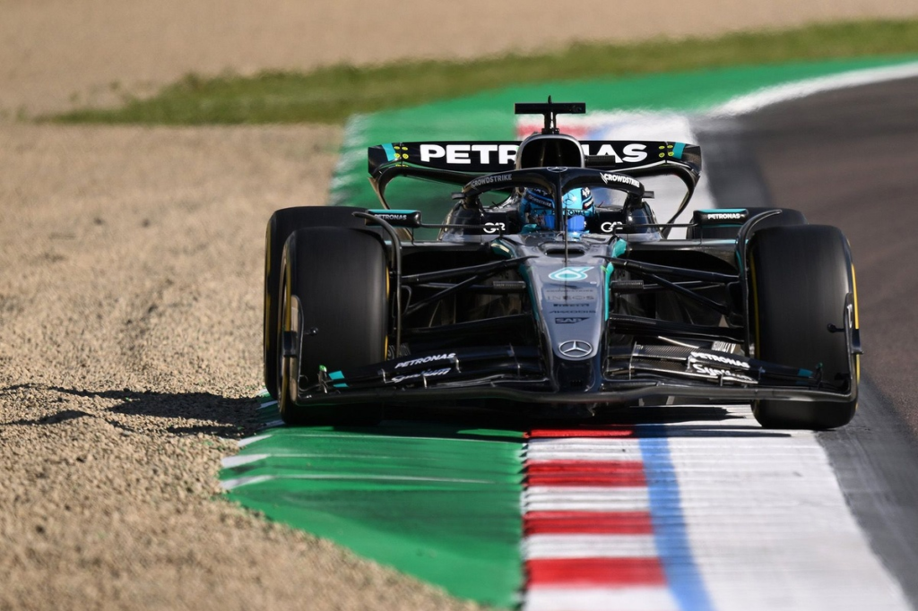 George Russell carga contra un Mercedes “lento a morir” tras desinflarse en Imola #F1 #FVDigital