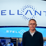 Stellantis abandona su gran plan, adiós al objetivo de vender sólo coches eléctricos en 2030