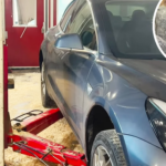 En un desguace, este experto detecta un problema crítico en el Tesla Model 3, aunque no afecta a todos por igual