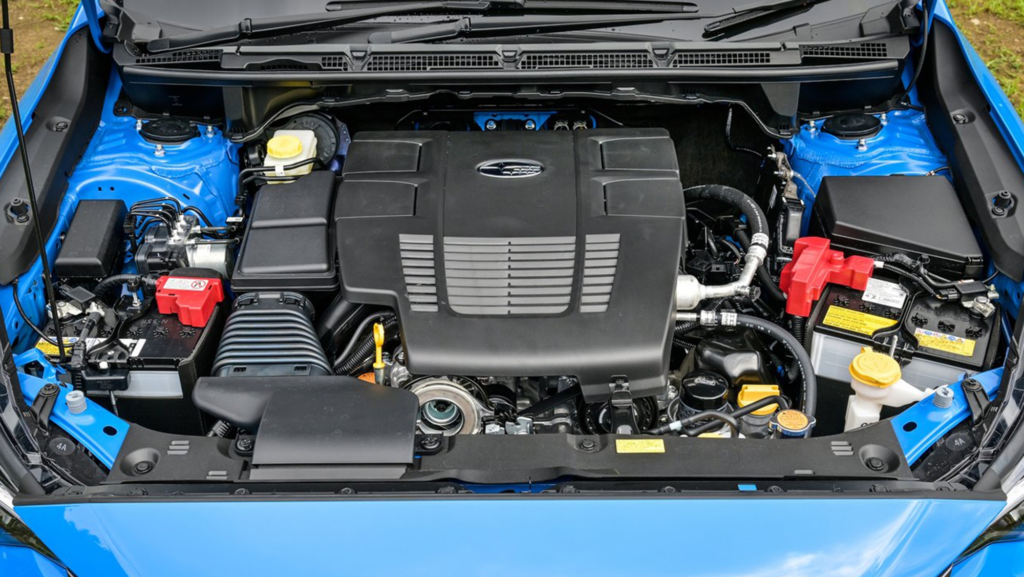 La marca de coches más fiable (y no es Toyota) tiene un SUV híbrido compacto con 136 CV y tracción total que no pisa el taller