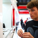 #Deportes: Bearman pide un cambio en las normas de los chalecos refrigerantes de F1 #F1