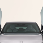 El coche eléctrico chino 'traído del futuro' tiene un diseño brutal y unas espectaculares puertas 'tipo Lamborghini'