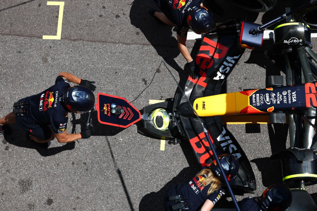 Domenicali aprueba la regla de las dos paradas en Mónaco F1 #F1 #FVDigital