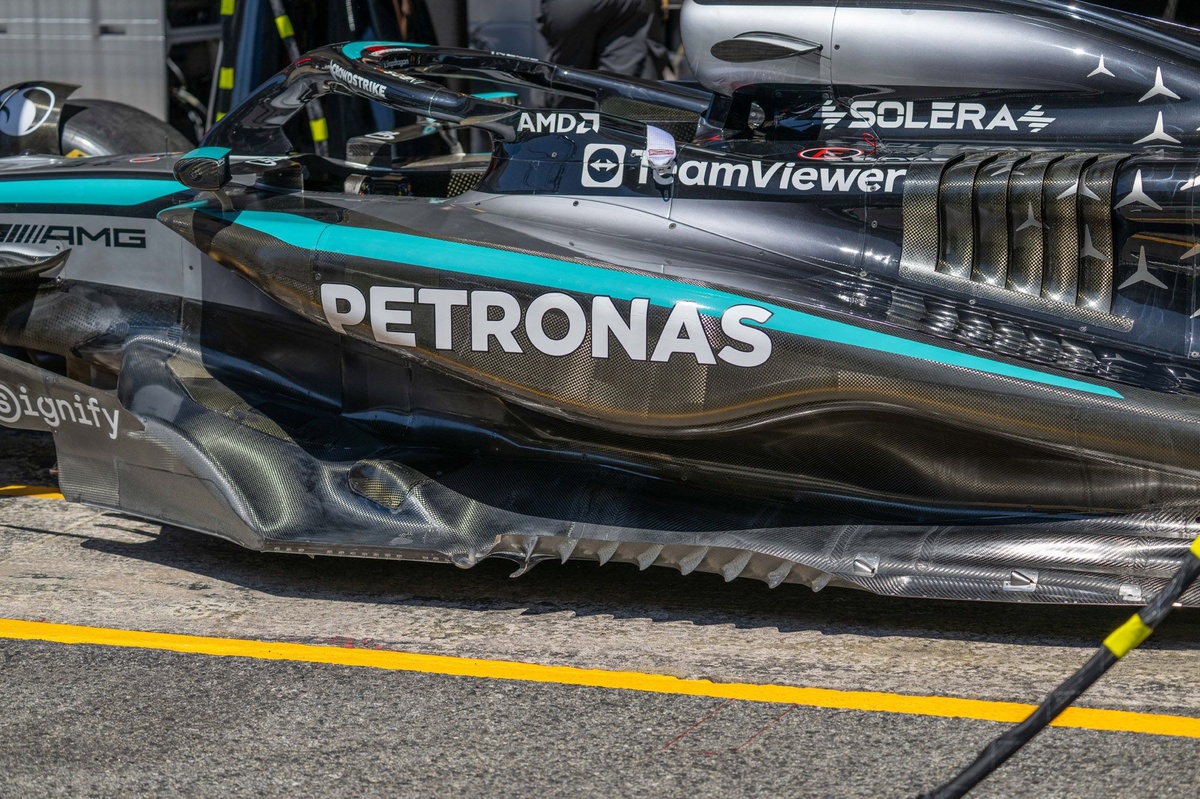 El problema que Mercedes F1 quiere solucionar con su nuevo suelo en España #F1 #FVDigital
