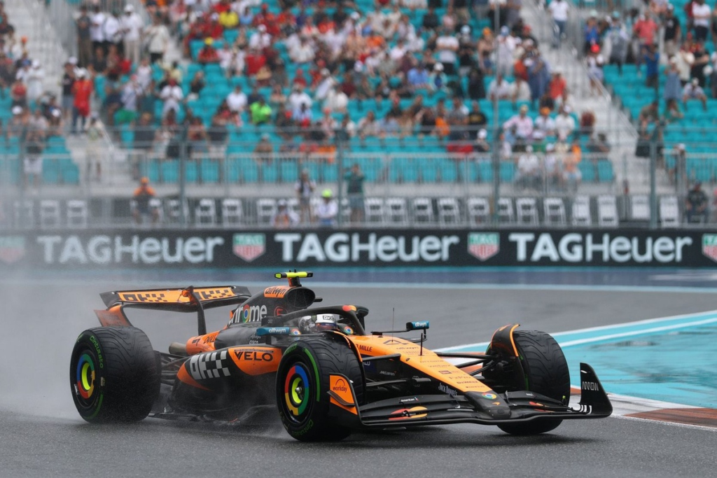 #Deportes: Norris triunfa en la loca sprint de Miami y a Alonso le arruinan los puntos #F1