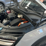 Antes que los desguaces y los talleres desmontaran los coches de BYD, algunos fabricantes ya lo habían hecho para ver a qué se enfrentaban