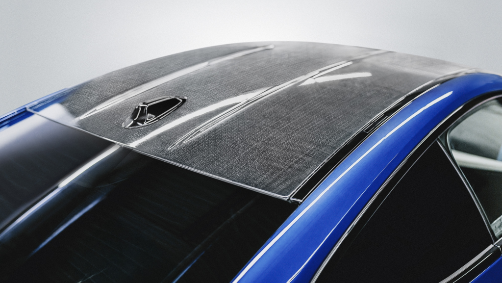 Aunque Europa ha cambiado de opinión con la fibra de carbono, BMW ha encontrado una alternativa ¿más barata?