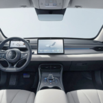 Con más de 2.000 km de autonomía, este coche híbrido de BYD llega a Europa dispuesto a 'comerse' el mercado