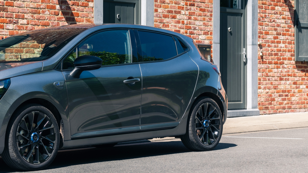 Este coche híbrido que gasta 4,2 litros sigue siendo uno de los más equilibrados en potencia, consumo y precio
