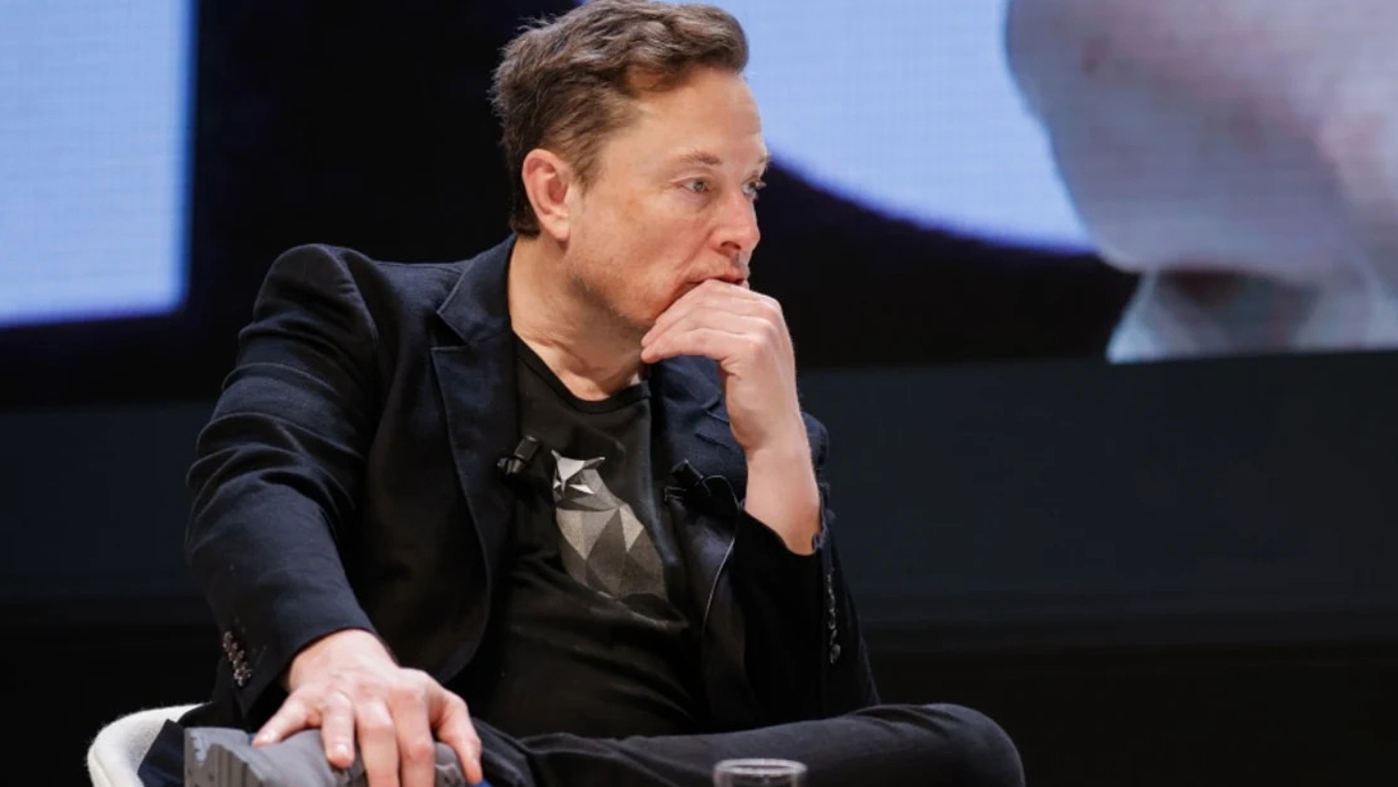 De mal en peor: a Elon Musk y Tesla se les acumulan los problemas por todo el mundo