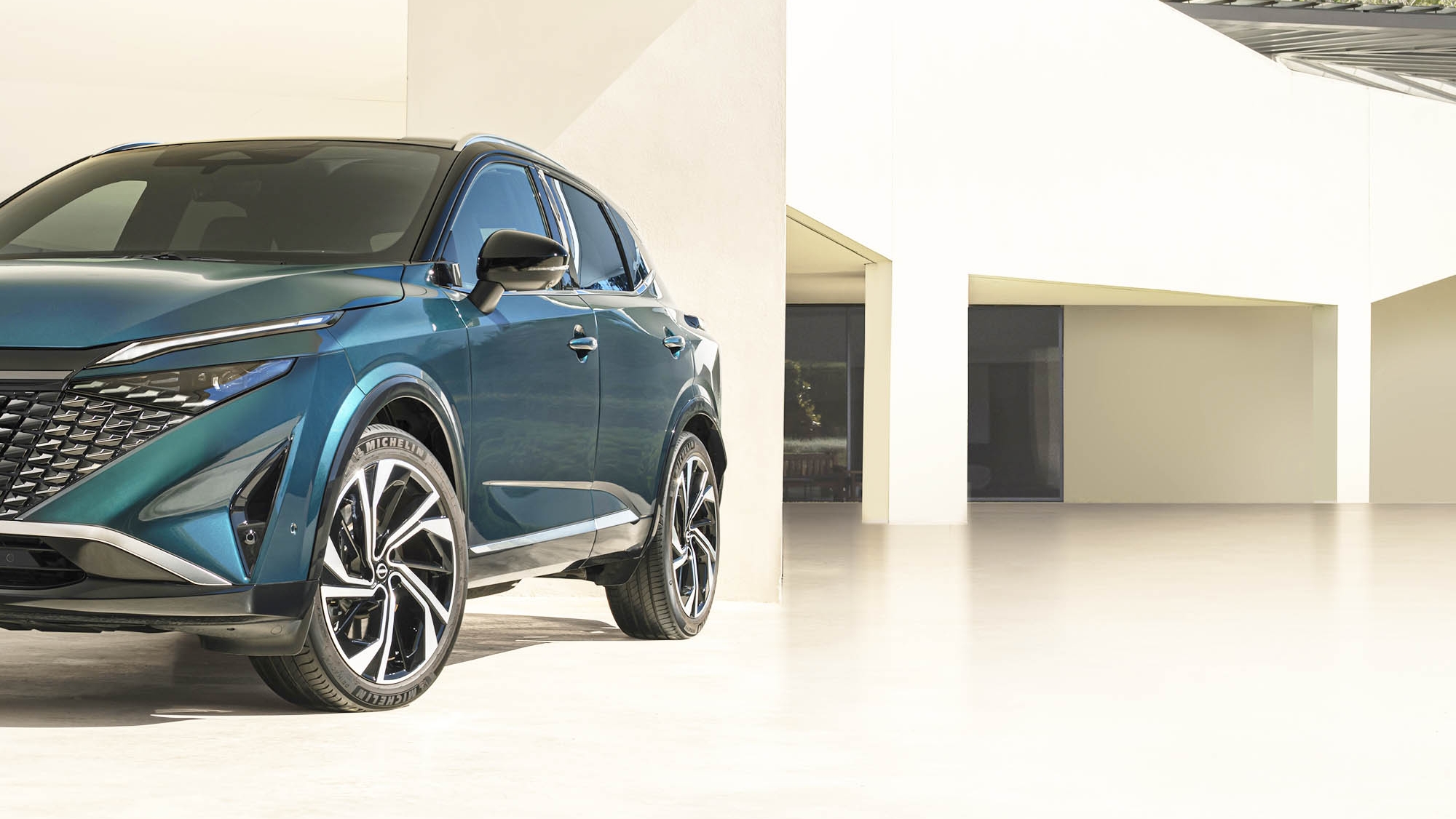 Con una tecnología híbrida distinta a la de Toyota, este fabricante logra 1.200 km de autonomía y 'sensaciones' de coche eléctrico
