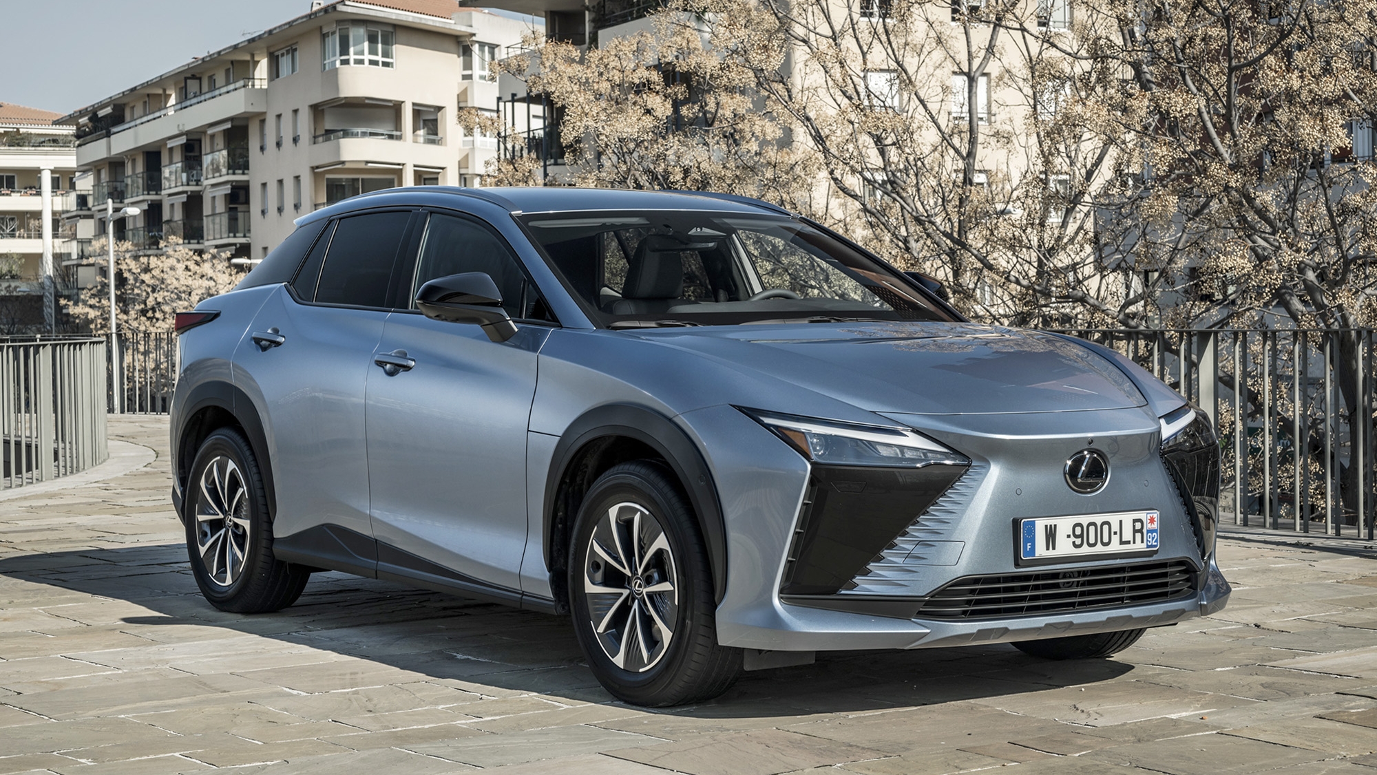 Por su precio, no será el coche eléctrico más vendido, pero a cambio ofrece buenos acabados, mucha tecnología y gran practicidad