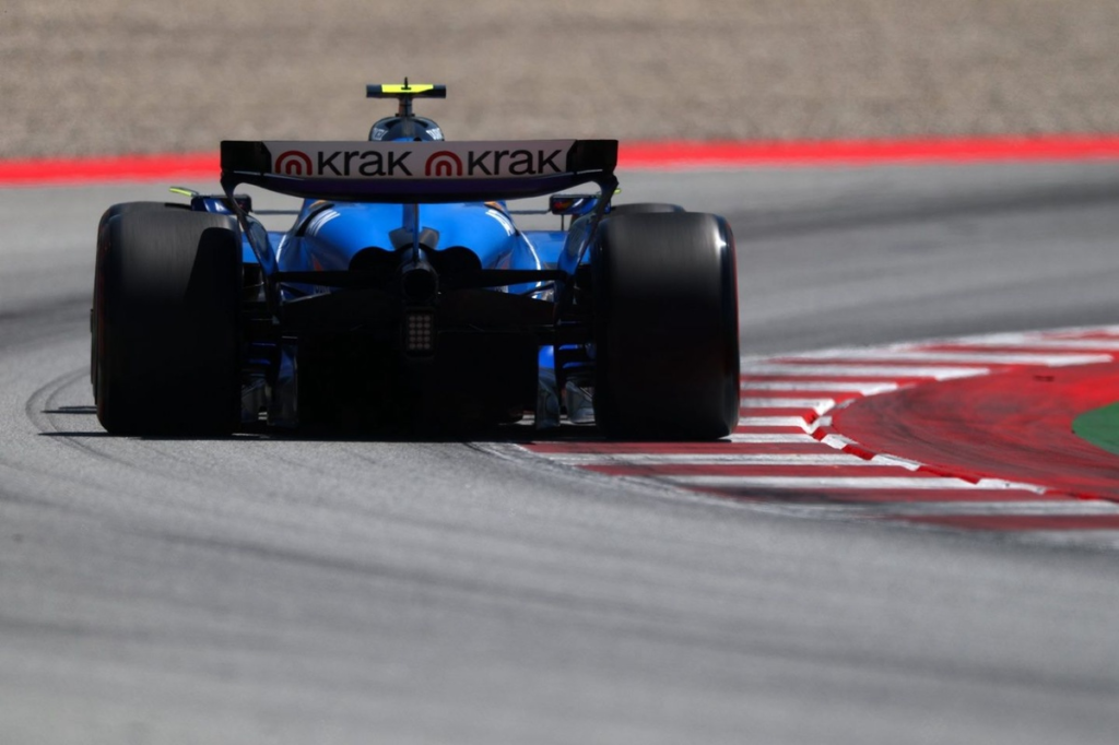 Vowles y Sainz explican por qué Williams F1 fue débil en Barcelona #F1 #FVDigital