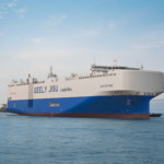 Geely y SAIC plantan cara a BYD con barcos capaces de cargar casi 10.000 coches en cada viaje