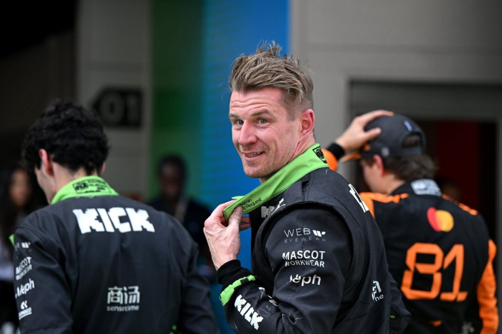 Sauber se pellizca tras el adelantamiento de Hulkenberg a Hamilton #F1 #FVDigital