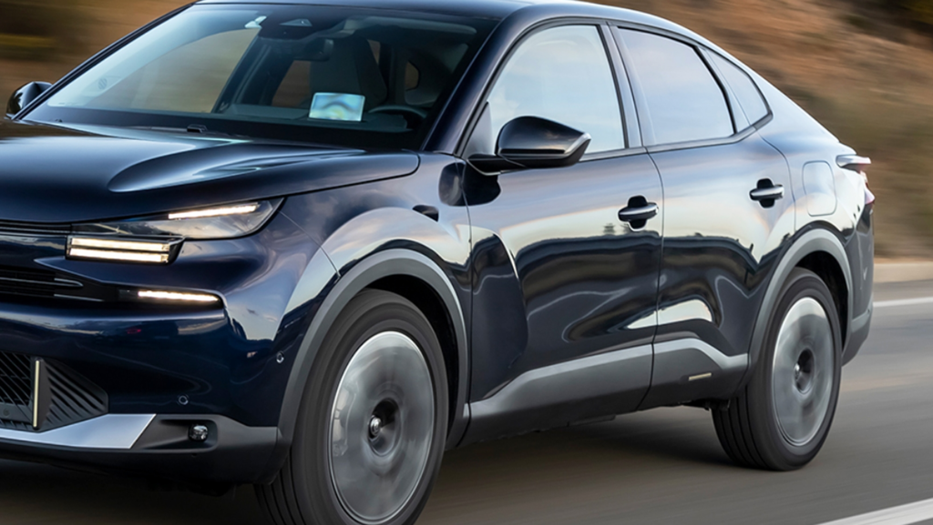 La OCU señala el coche eléctrico que menos gasta: 2,5 € cada 100 km, más de 300 km de autonomía y por 25.000 €