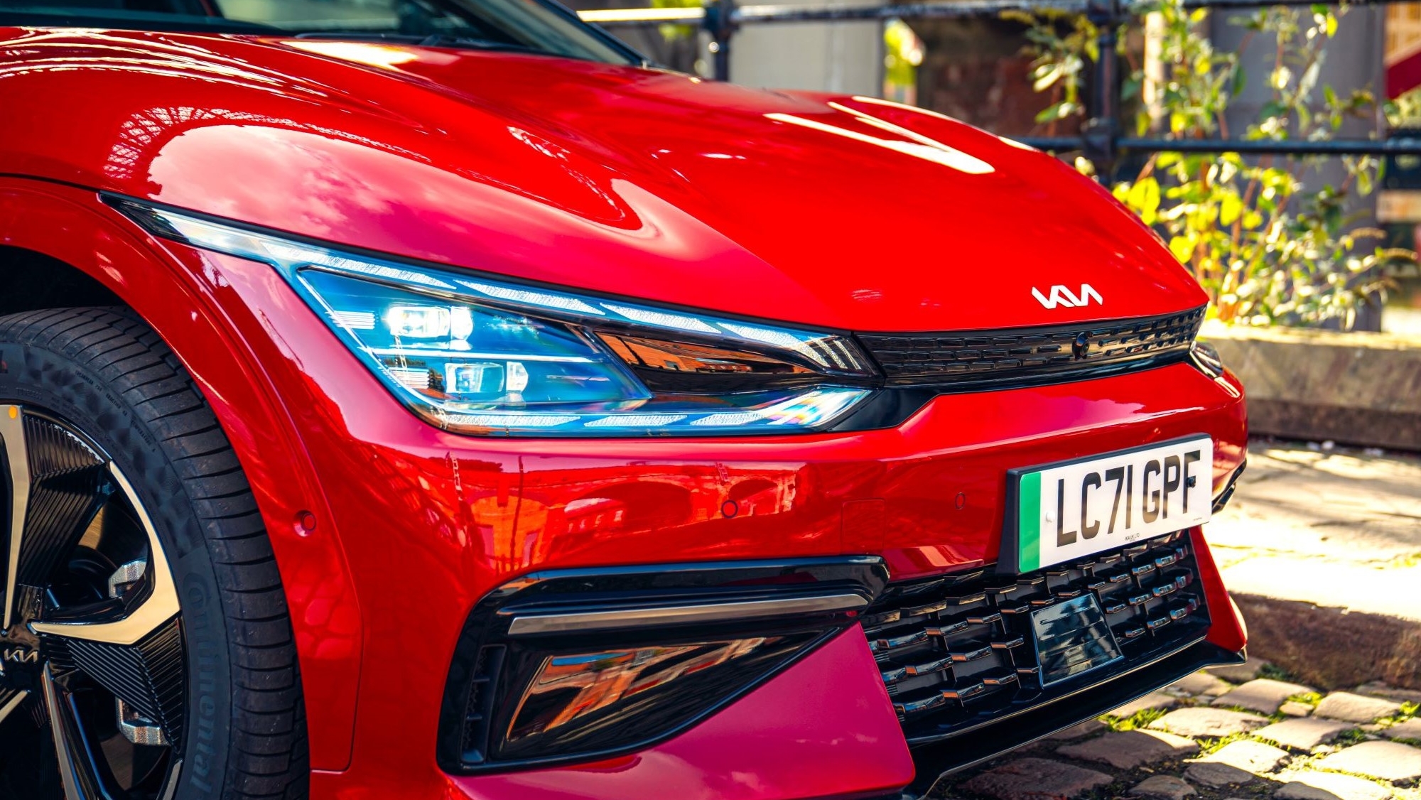 Más rápido que un Ferrari: el SUV eléctrico, en oferta y con 11.779 € de descuento, de KIA