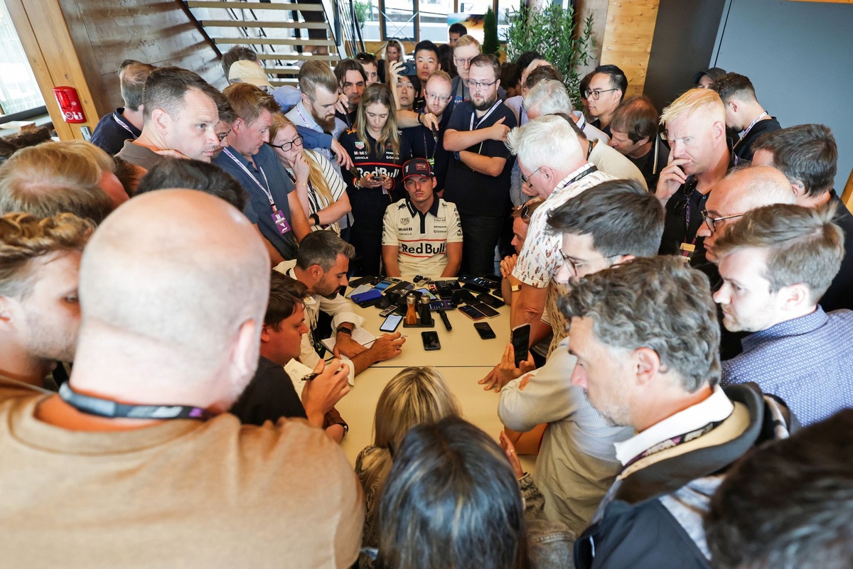 Colada de Albon, ética de trabajo de Newey y el ruido en torno a Max #F1 #FVDigital