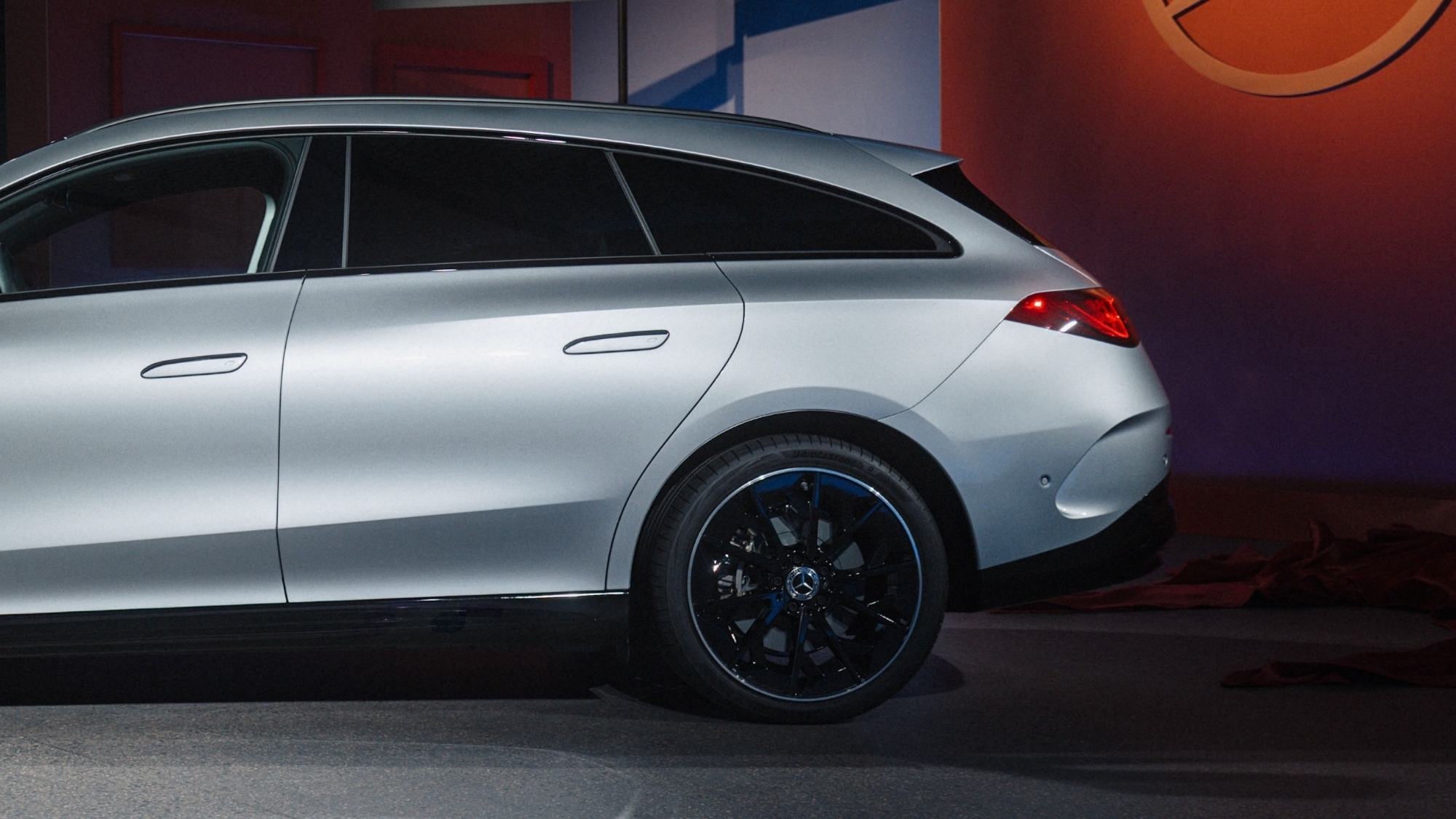 Mercedes presenta su primera ranchera eléctrica con 455 litros de maletero y 767 km de autonomía