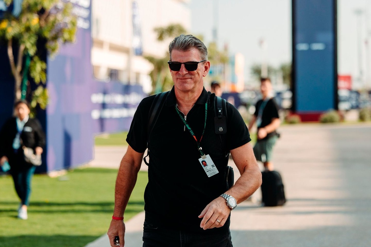 El jefe de Cadillac confirma con qué pilotos está hablando para ficharles en F1 #F1 #FVDigital