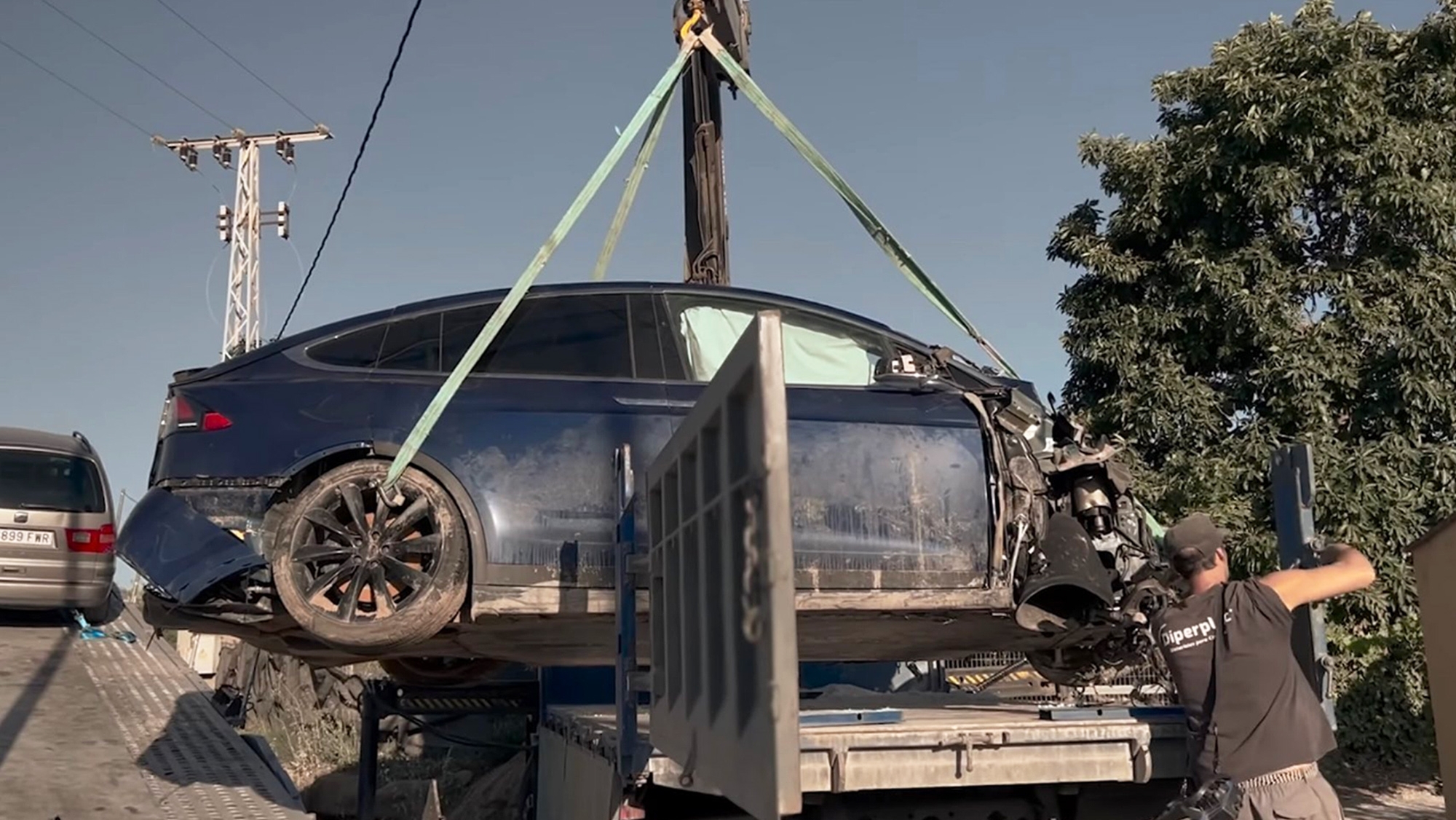 Tras desmontar 100.000 coches eléctricos, esto es lo que se puede hacer con las baterías desechadas