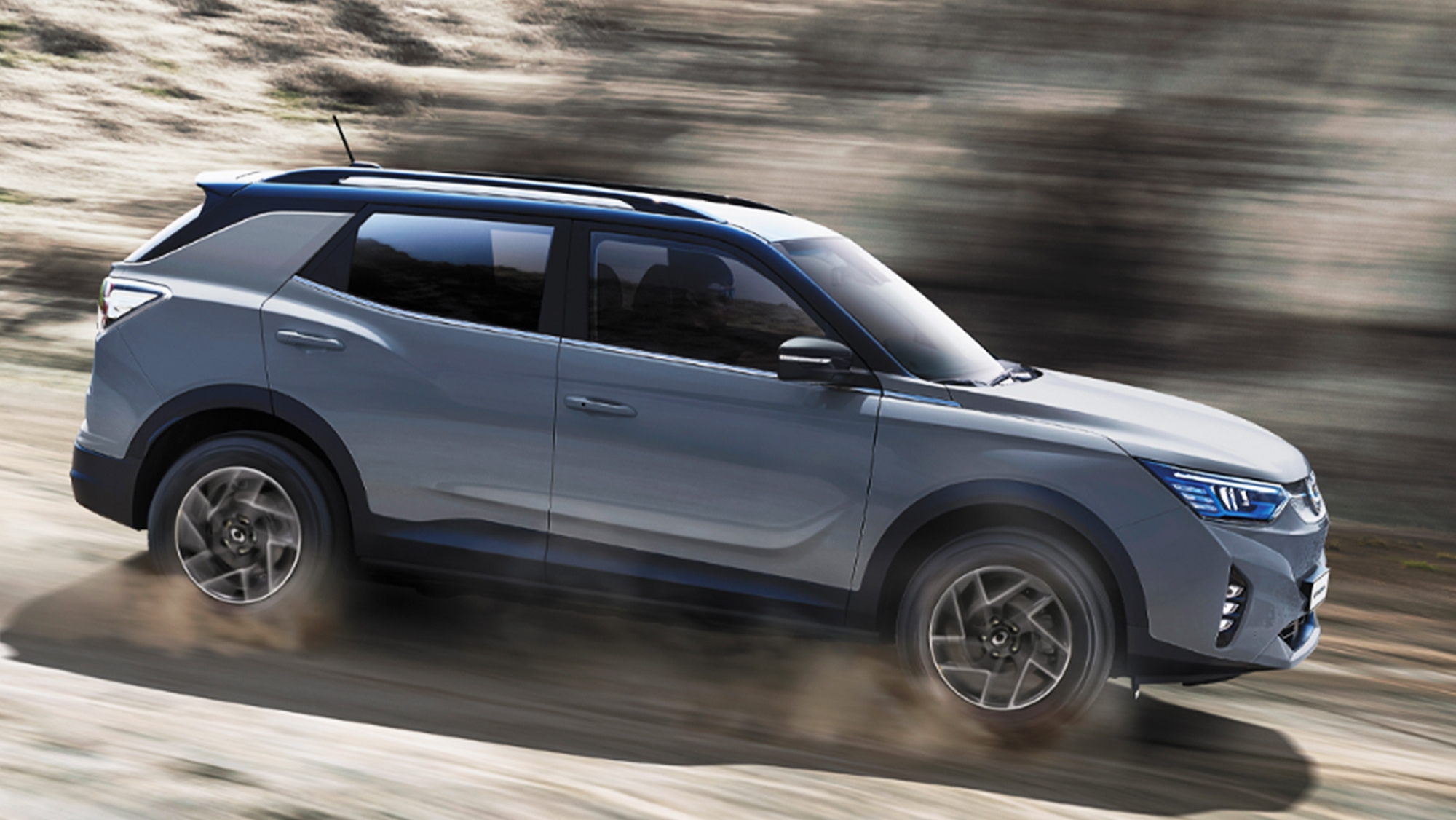 Este C-SUV con tamaño de Kia Niro y Hyundai Kona ofrece una versión eléctrica equivalente en potencia y maletero, pero es mucho más barato