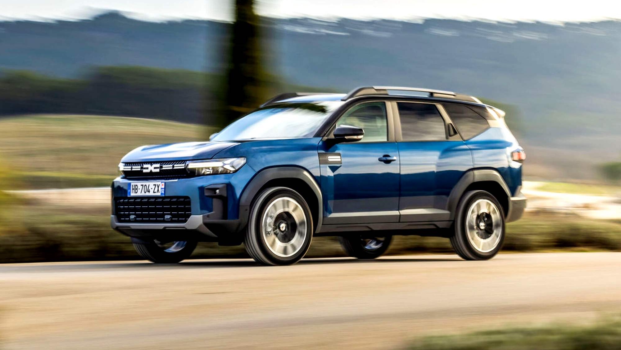 Dacia nunca había tenido un SUV tan grande y ahora ya piensa en ampliar la gama con esta nueva estrategia