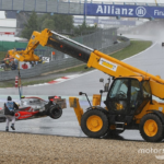 Un raro líder, grúa de Hamilton y gana Alonso #F1 #FVDigital