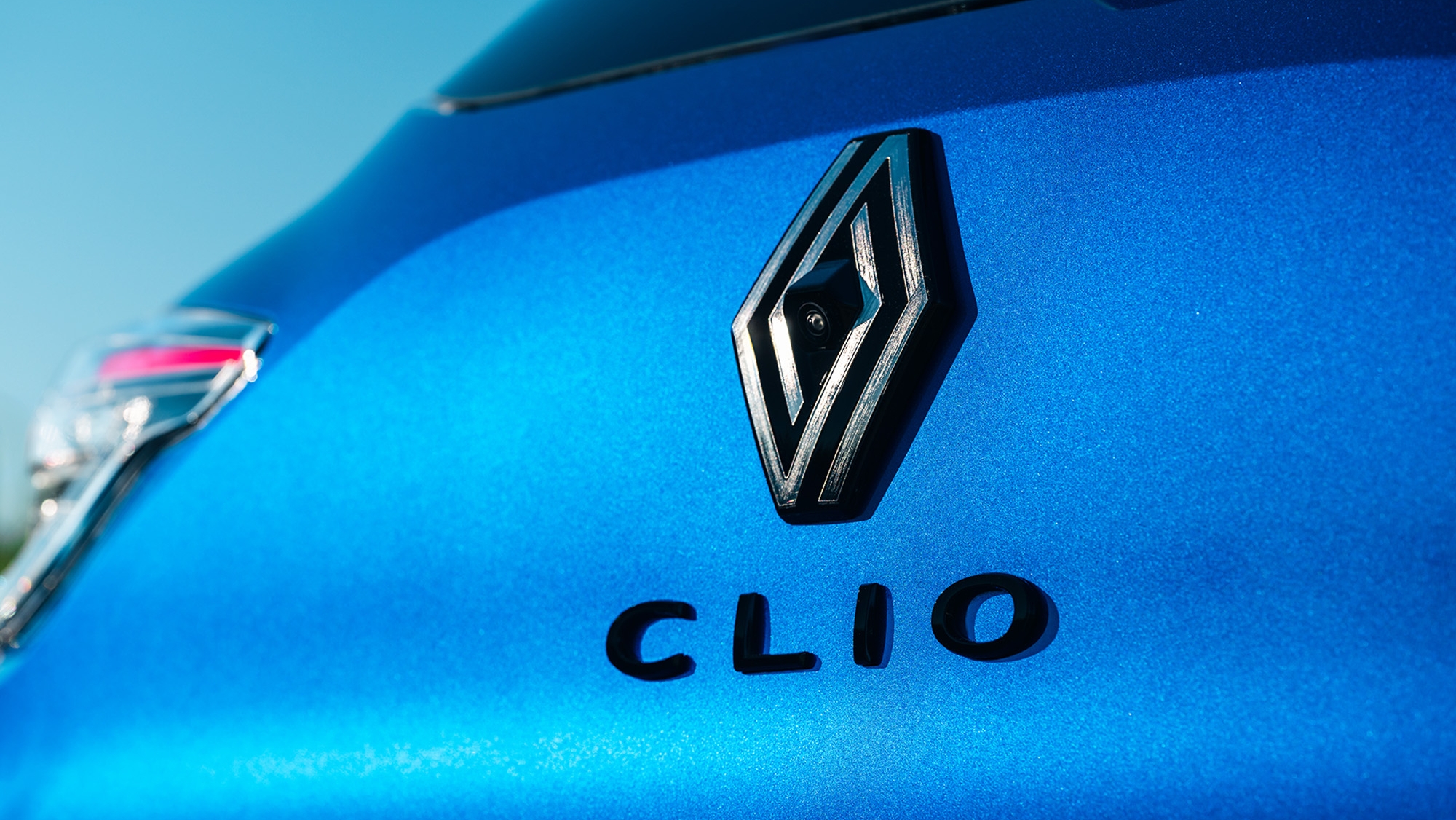 Renault quiere seguir arrasando en Europa: aunque el nuevo Renault Clio seguirá siendo un coche híbrido y barato, habrá alguna sorpresa extra