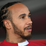 Por qué Hamilton guarda documentos y los envía a Ferrari F1 #F1 #FVDigital