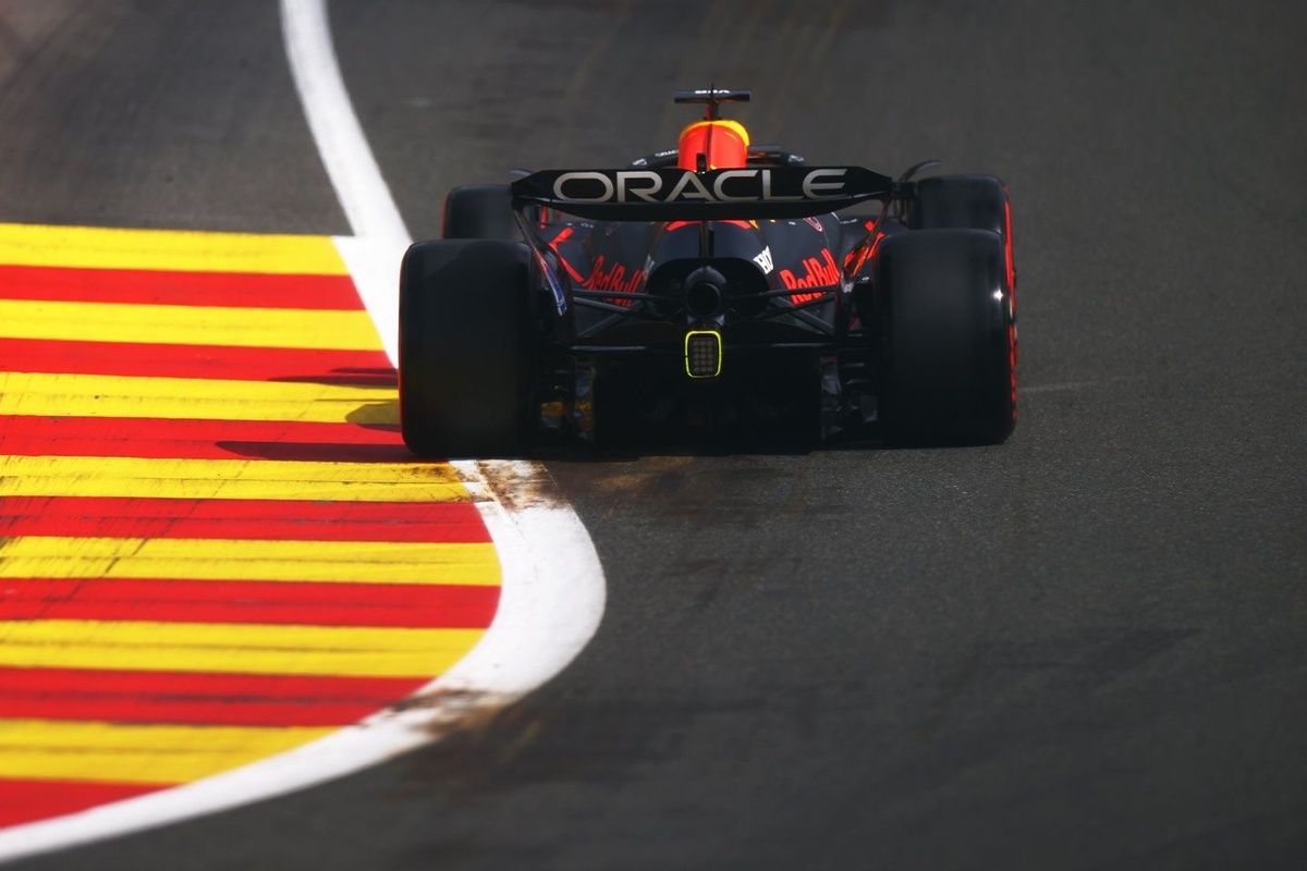 Red Bull sacrifica la ventaja de velocidad punta de Verstappen para una carrera en mojado #F1 #FVDigital
