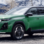 Ya tiene precios en España el nuevo Citroën C5 Aircross, un SUV disponible como híbrido y por primera vez en eléctrico que mejora en todo