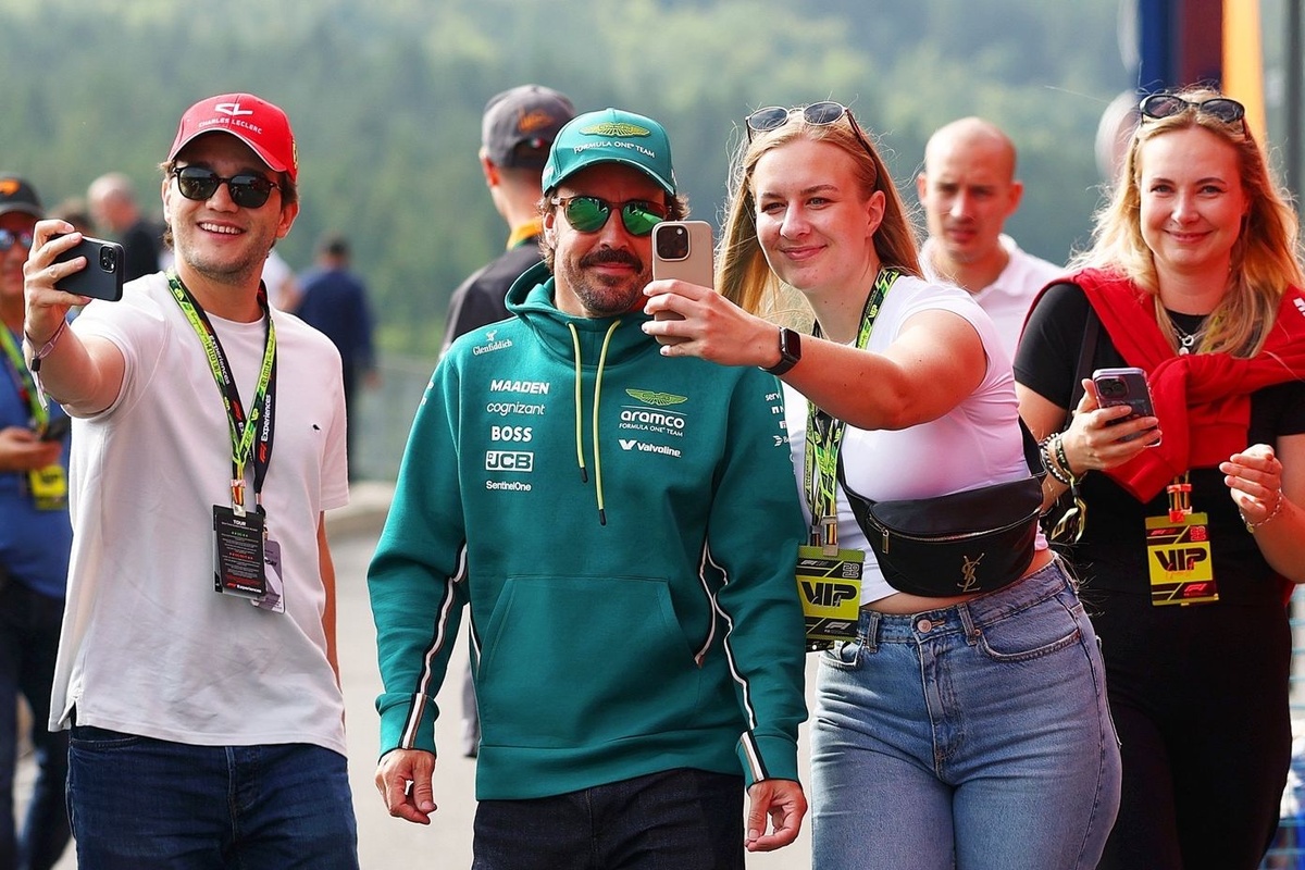 Alonso, con 44 años en F1, ¿cuándo fue la última vez que otro hizo eso? #F1 #FVDigital