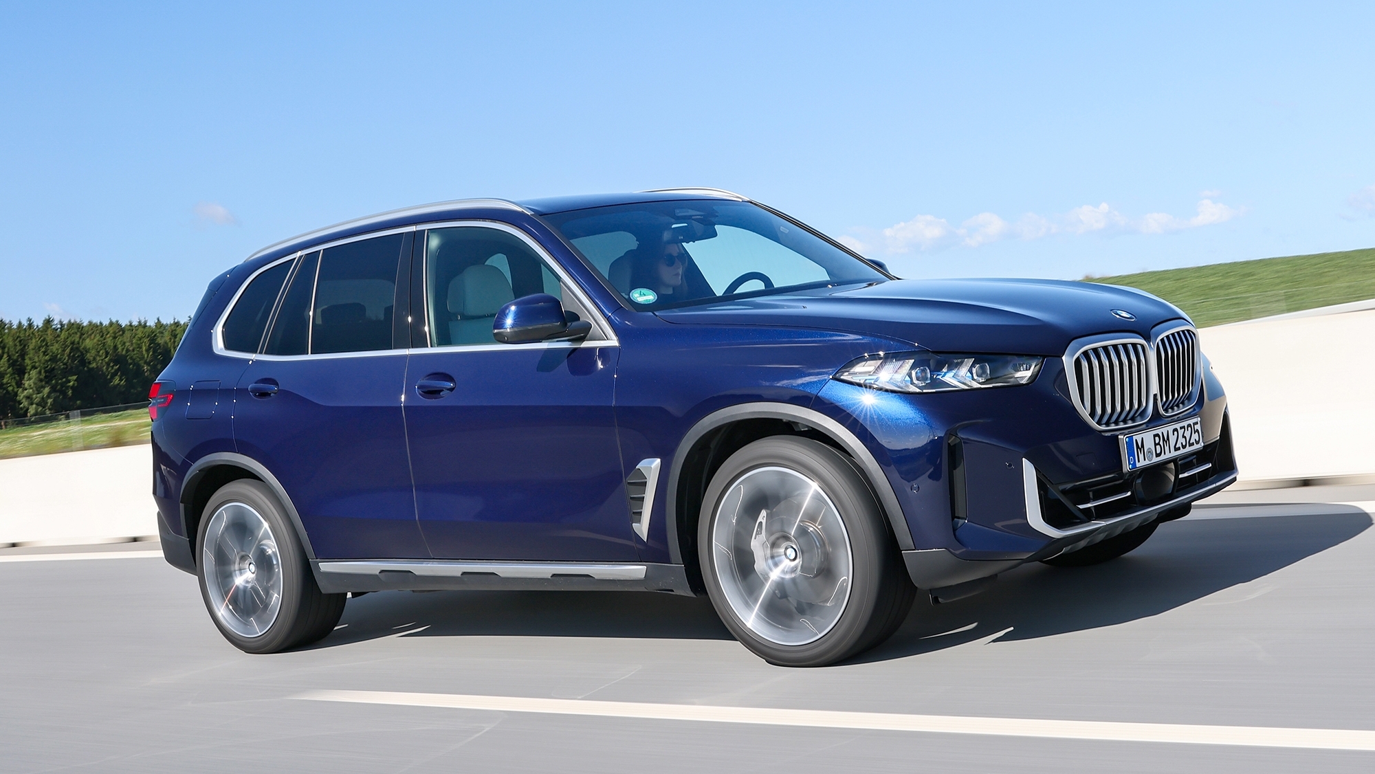El SUV premium más buscado históricamente tiene ahora 489 CV y hasta 105 km de autonomía eléctrica