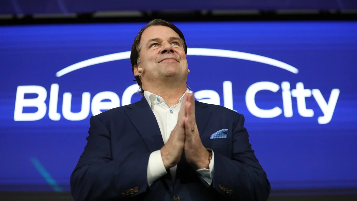 El CEO de Ford lanza una advertencia clara: "La inteligencia artificial destruirá millones de empleos"