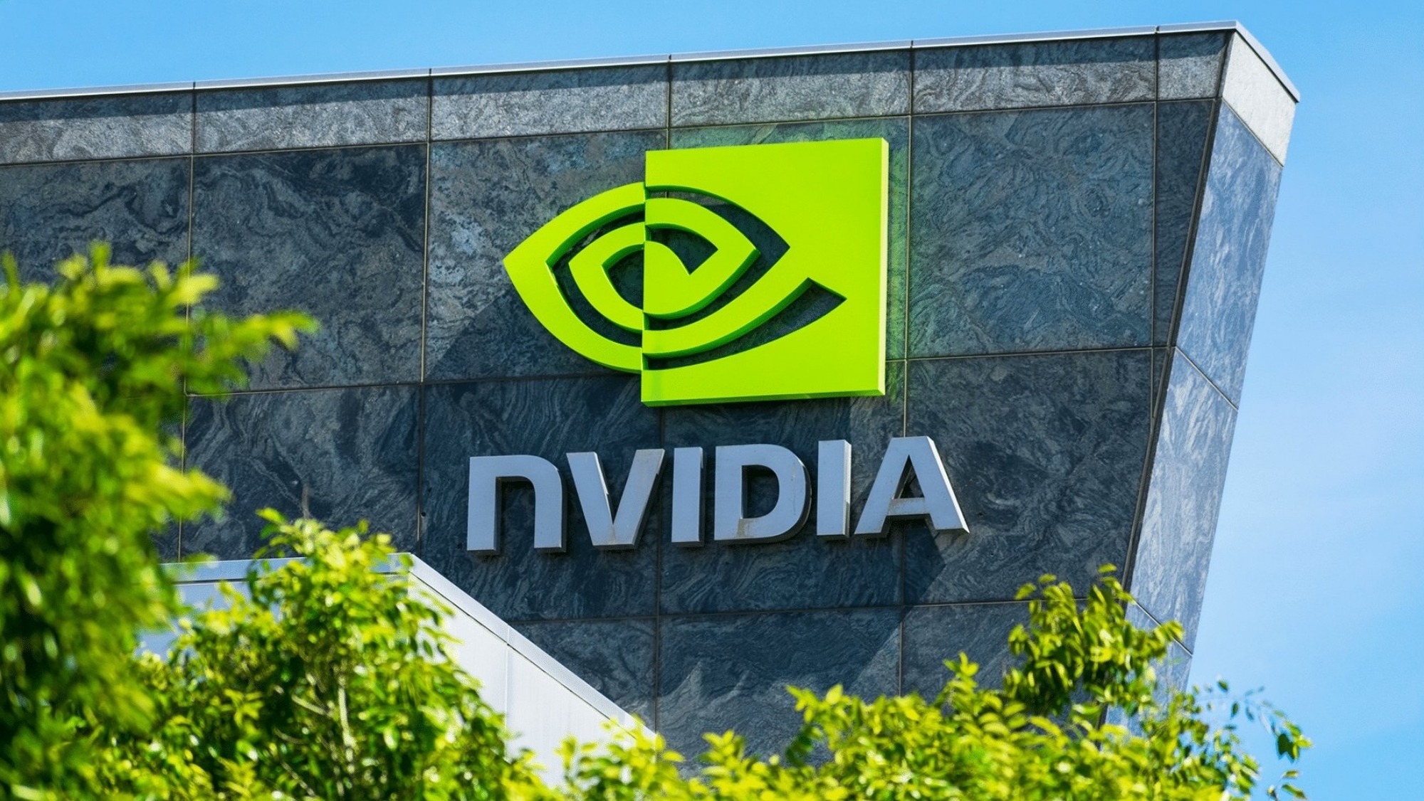 4.000.000.000.000 $, la empresa que fabrica los chips de tu coche vale 4 veces más que Tesla