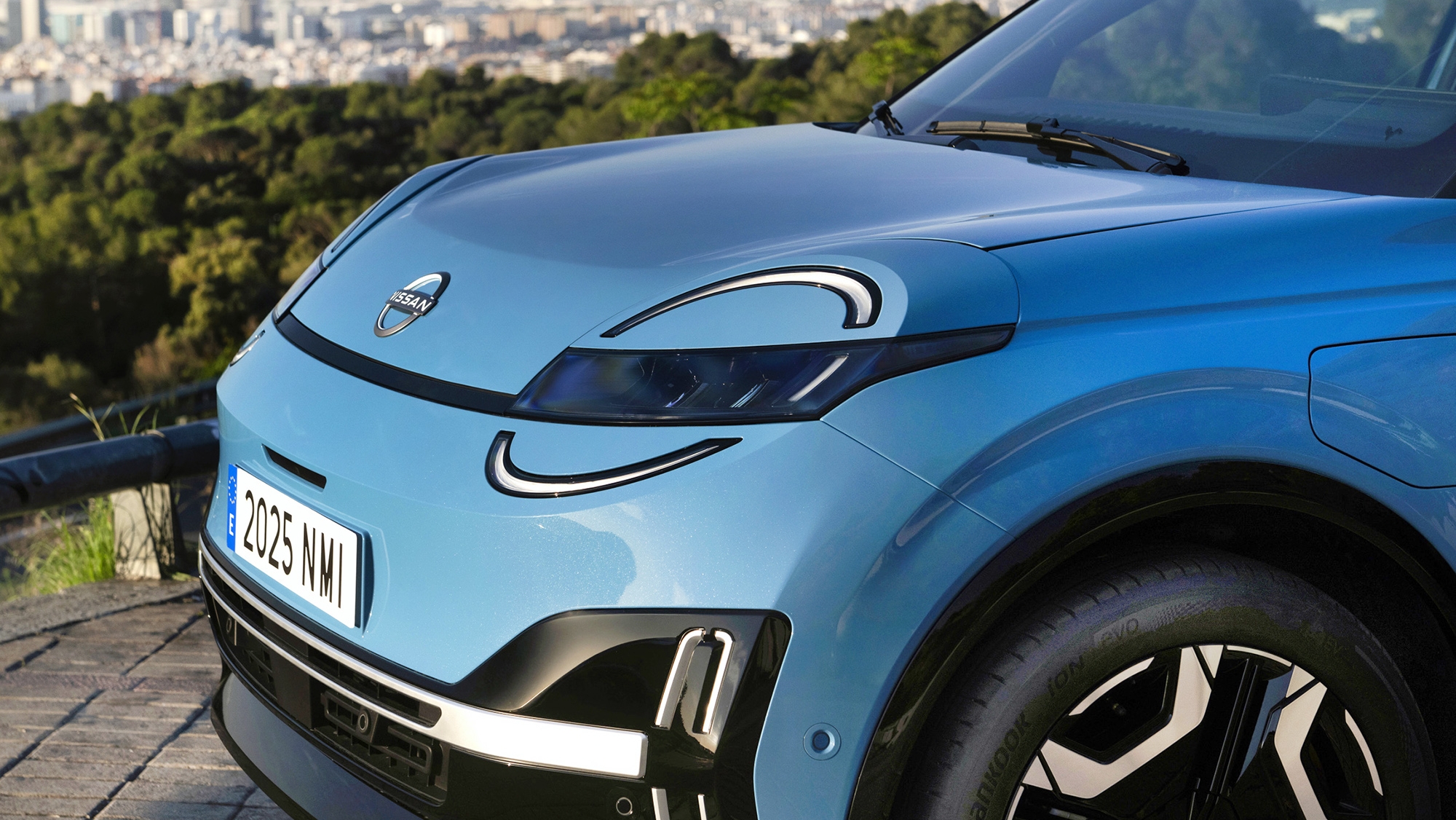 Este jefe de Nissan lo tiene claro: "el Micra atraerá más a las mujeres que el deportivo y masculino Renault 5"
