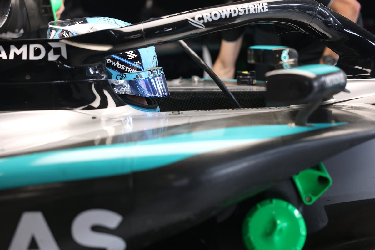 Russell se sorprende con Aston Martin en Hungría: "Han estado inusualmente rápidos" #F1 #FVDigital