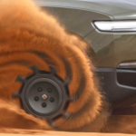 ¿Era mentira? El Tank Turn gira 360º los todoterrenos eléctricos de Rivian, pero no tiene nada que ver con lo que hace un tanque