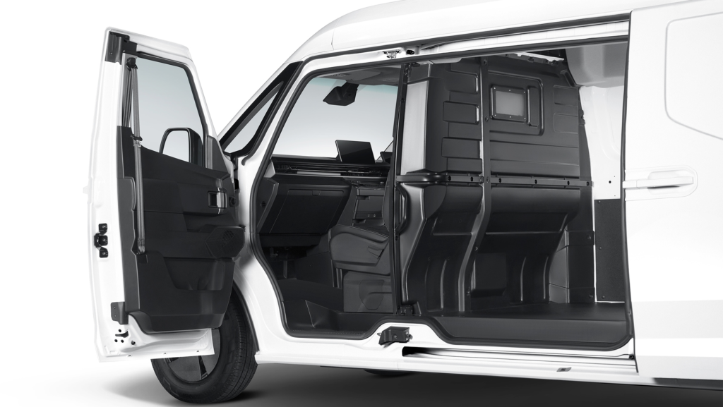 No la conoces, pero esta 'prima' de Volvo quiere ponerle las cosas difíciles a Ford con sus furgonetas eléctricas