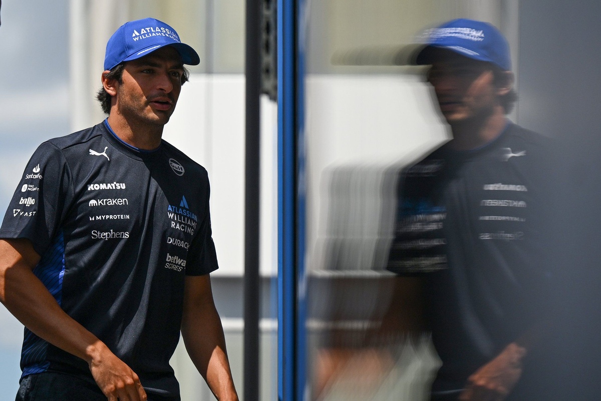 Sainz, resignado en Hungría: "Probamos cosas y fuimos a peor" #F1 #FVDigital