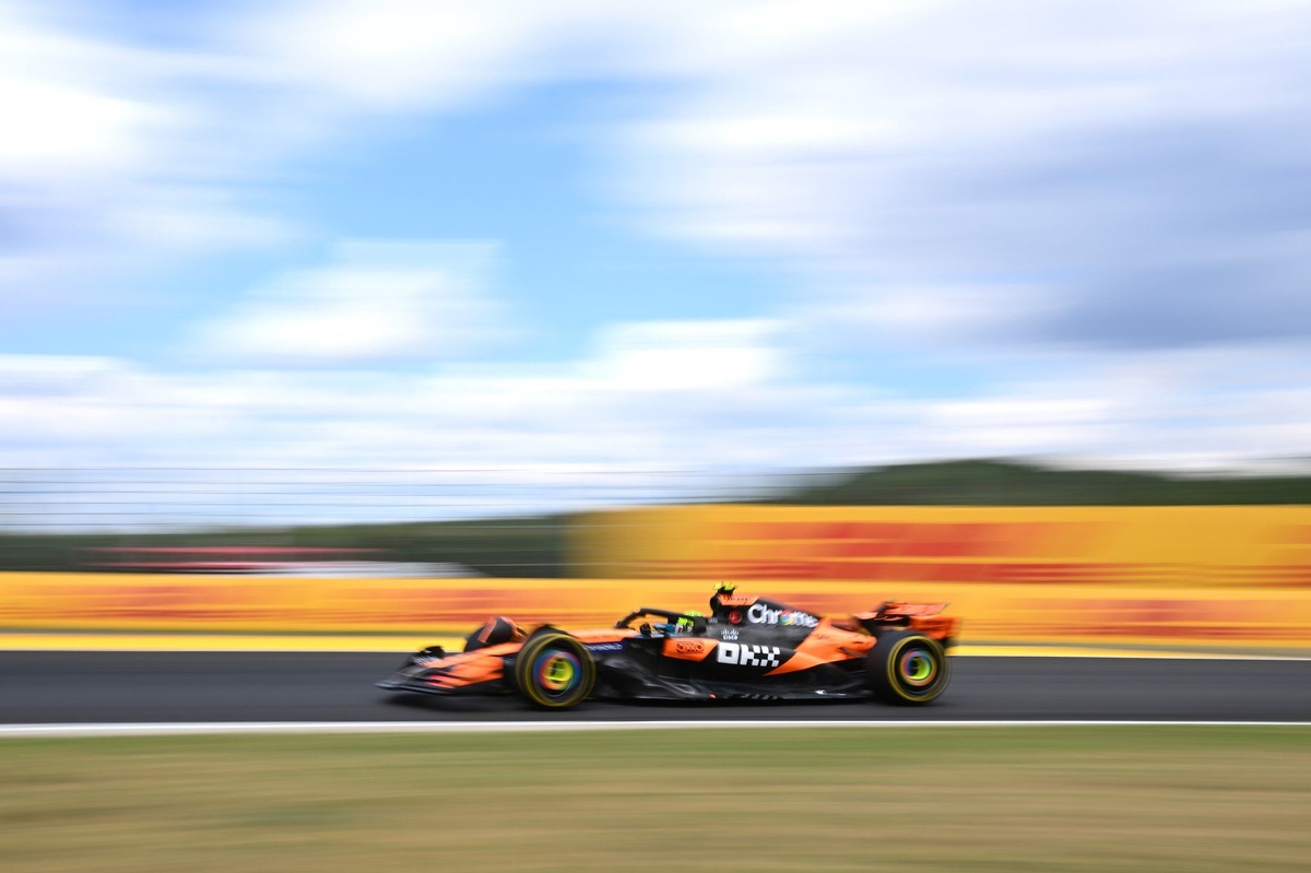 Norris lidera una FP2 de Hungría con Alonso 5º y sorpresa de Aston Martin #F1 #FVDigital