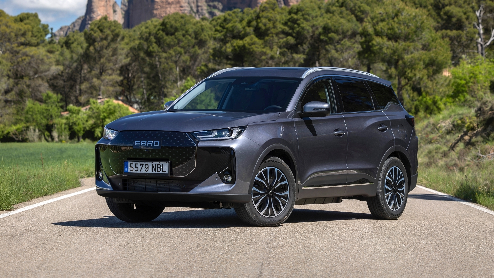 Este SUV PHEV fabricado en España ofrece hasta 90 km de autonomía eléctrica y cuesta muy poco