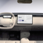 El barato coche eléctrico chino que promete 'devorar' Europa da inicio a sus entregas. Pronto lo hará en España
