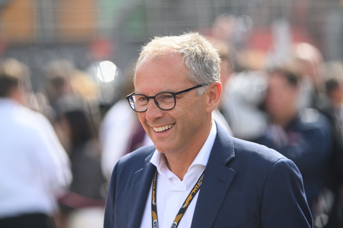 Domenicali opina sobre un posible regreso de los motores V8 #F1 #FVDigital
