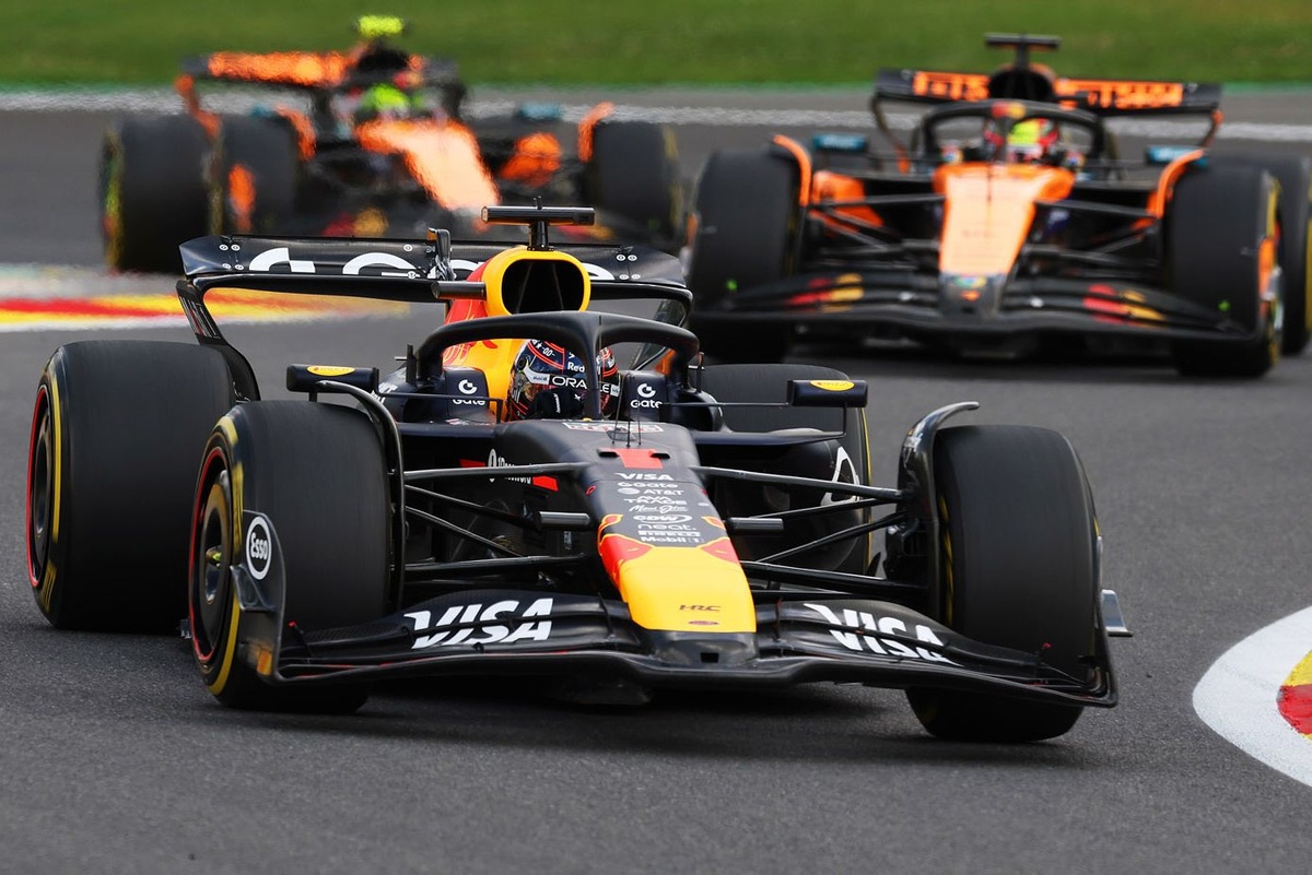 Cómo Red Bull, según McLaren F1, se ha distraído demasiado #F1 #FVDigital